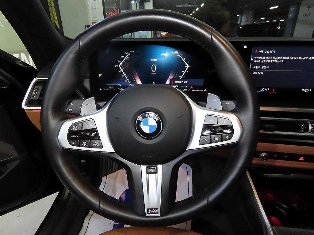 BMW 3시리즈 3시리즈 (G20) 320i M 스포츠 이미지 8
