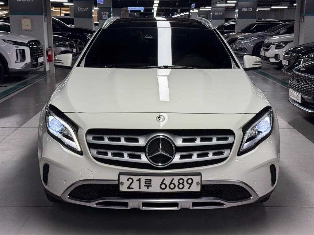 벤츠 GLA 클래스 GLA클래스 X156 GLA220 프리미엄 이미지 2