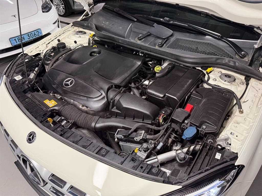 벤츠 GLA 클래스 GLA클래스 X156 GLA220 프리미엄 이미지 6