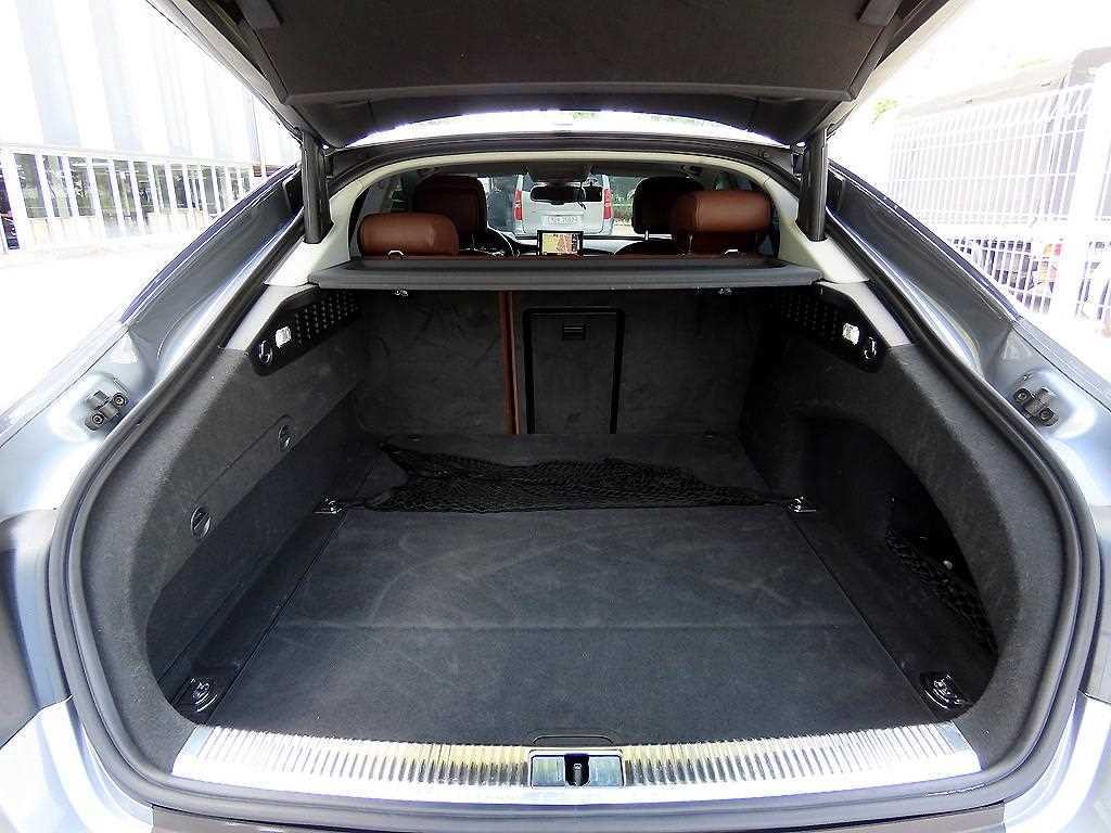 아우디 A7 40 TDI 엔트리 이미지 16