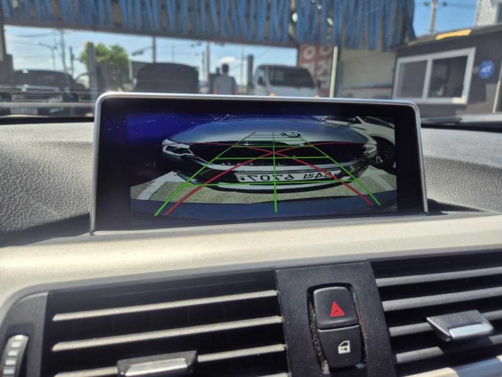 BMW 3시리즈 3시리즈 (F30) 320d ED에디션 이미지 9