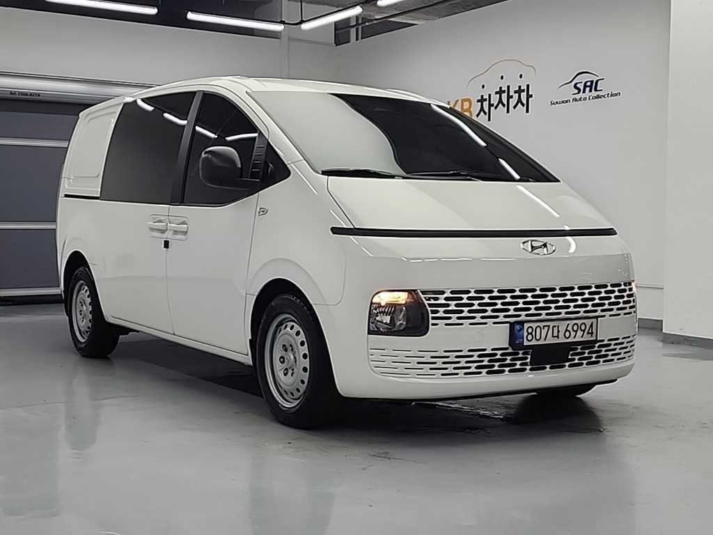 현대 스타리아 2WD 디젤 카고 스마트 5인승 이미지 4