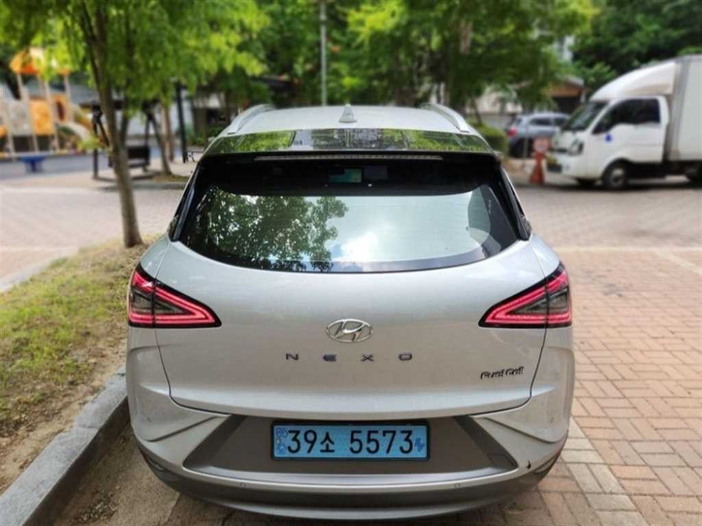현대 넥쏘 프리미엄 이미지 3