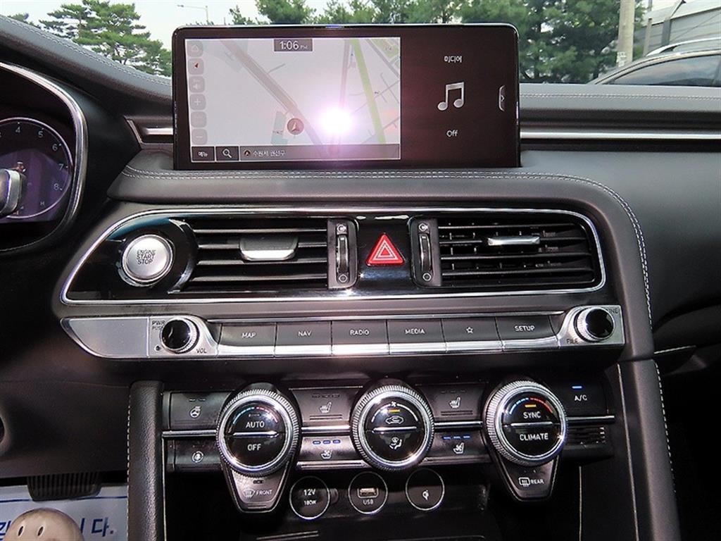 제네시스 G70 더 뉴 G70 가솔린 2.0T 2WD 기본형 이미지 14