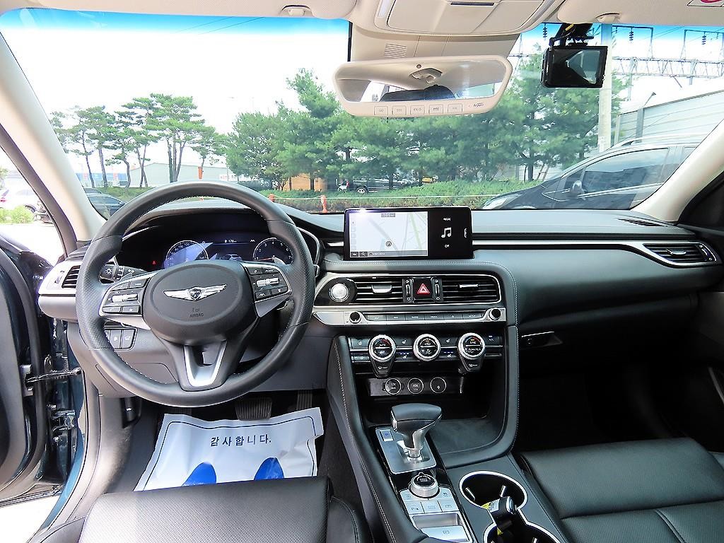 제네시스 G70 더 뉴 G70 가솔린 2.0T 2WD 기본형 이미지 7