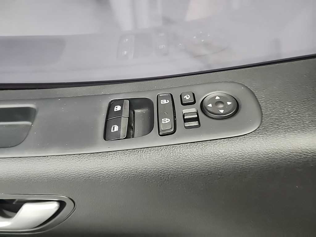 현대 스타리아 2WD 디젤 카고 스마트 3인승 이미지 12