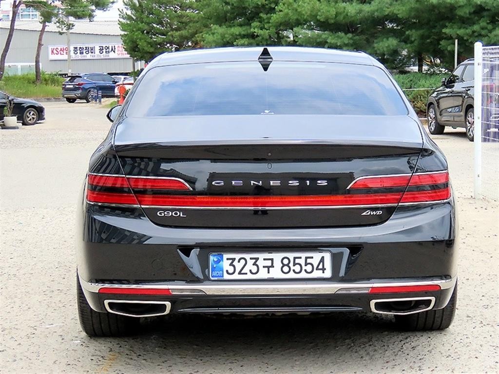 제네시스 G90 5.0 GDI AWD 리무진 프레스티지 이미지 4