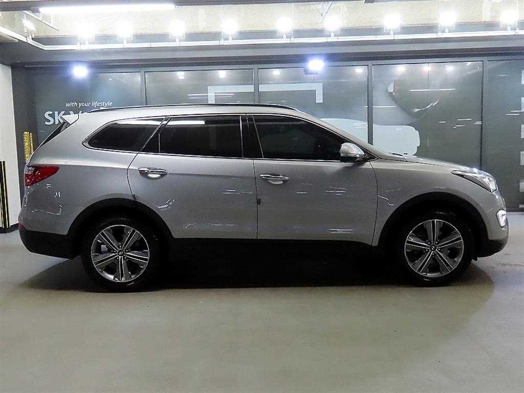현대 맥스크루즈 R2.2 2WD 익스클루시브 이미지 3