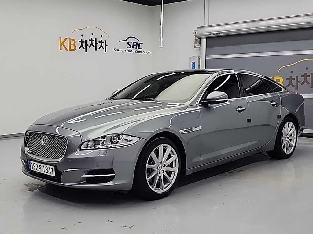 재규어 XJ XJ (X351) 3.0D 프리미엄 럭셔리 SWB 이미지 1