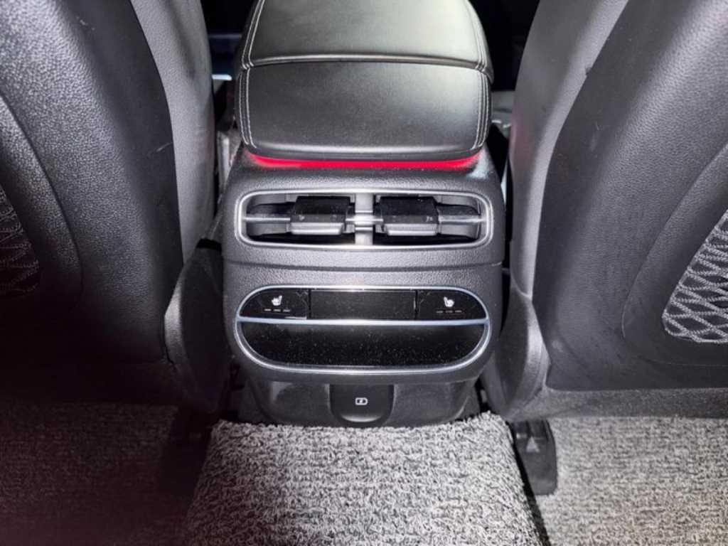 제네시스 GV70 2.5T 가솔린 AWD 스포츠 이미지 17