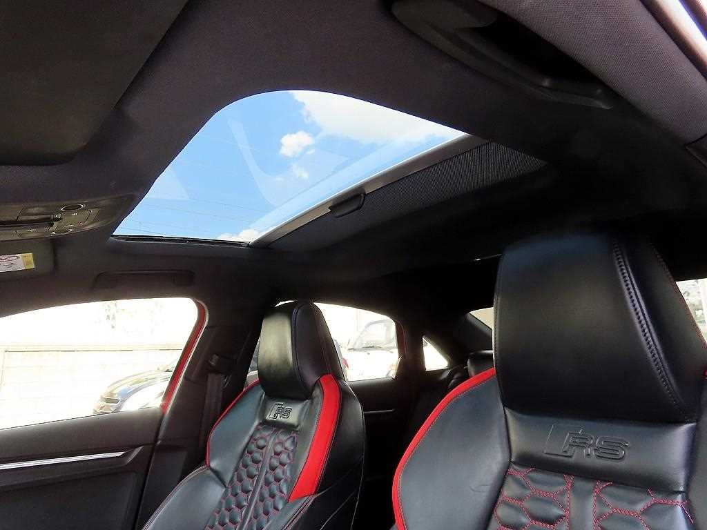 아우디 RS3 RS3 (8Y) 2.5 TFSI 콰트로 이미지 18