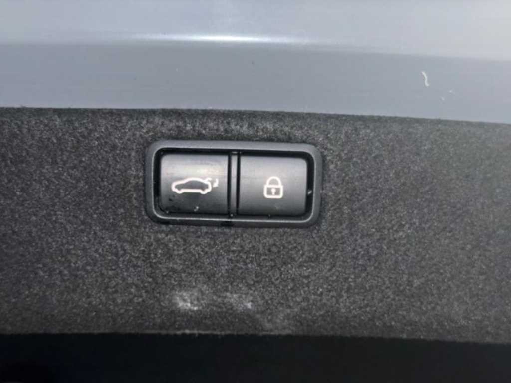 제네시스 G80 3.3 GDI AWD 프리미엄 럭셔리 이미지 18