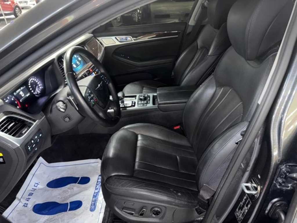 제네시스 G80 3.3 GDI AWD 프리미엄 럭셔리 이미지 6