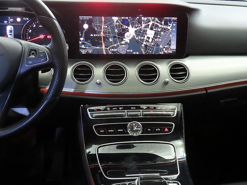 벤츠 E 클래스 E-클래스 W213 E200 아방가르드 이미지 11