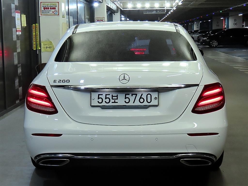 벤츠 E 클래스 E-클래스 W213 E200 아방가르드 이미지 5