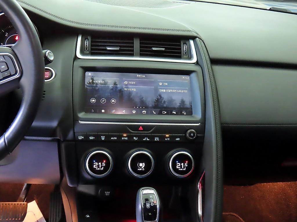 재규어 E-PACE D180 S 이미지 11