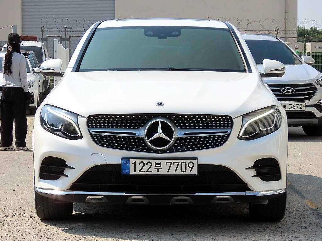 벤츠 GLC 클래스 GLC클래스 X253 GLC 220 d 4MATIC 쿠페 이미지 1