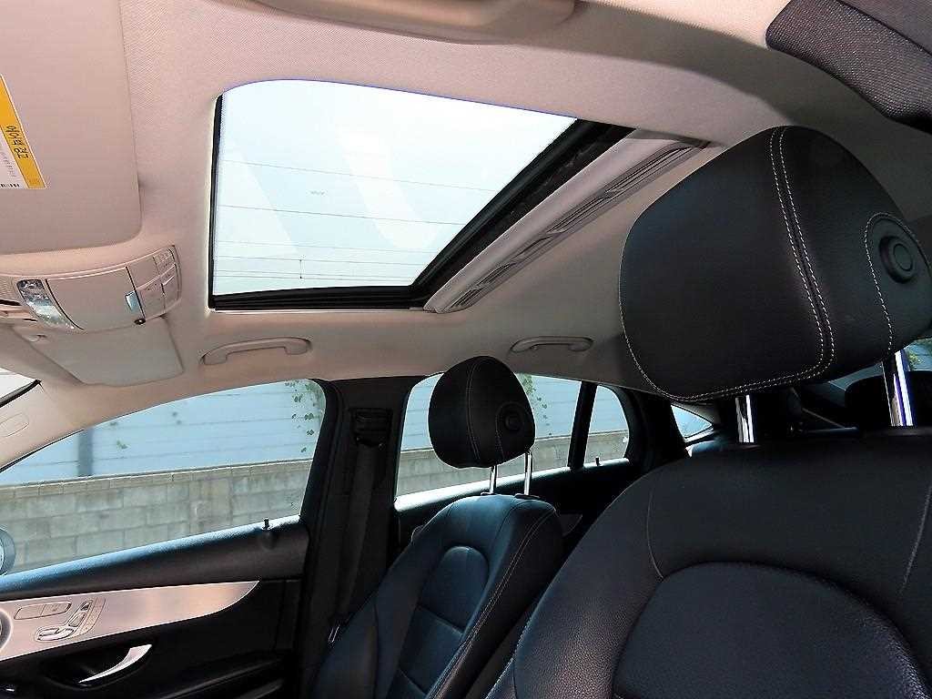 벤츠 GLC 클래스 GLC클래스 X253 GLC 220 d 4MATIC 쿠페 이미지 15