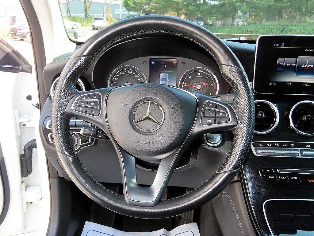 벤츠 GLC 클래스 GLC클래스 X253 GLC 220 d 4MATIC 쿠페 이미지 8