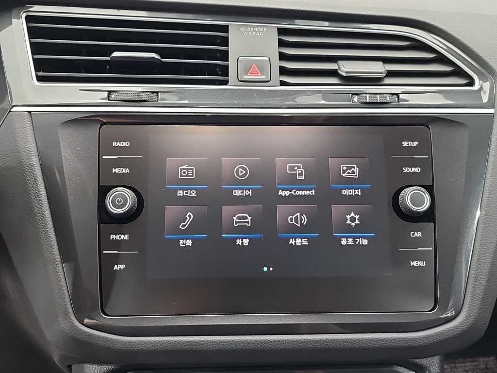 폭스바겐 티구안 티구안(2세대) 2.0 TDI 프리미엄 이미지 14