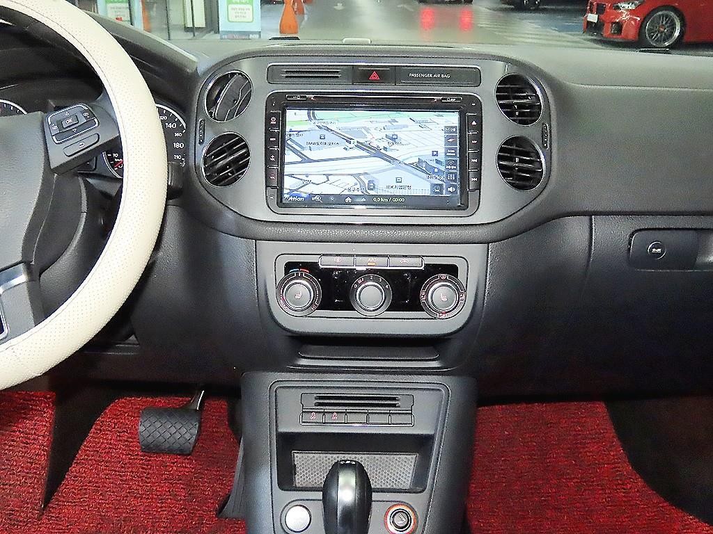 폭스바겐 티구안 뉴티구안 2.0 TDI 블루모션 이미지 11