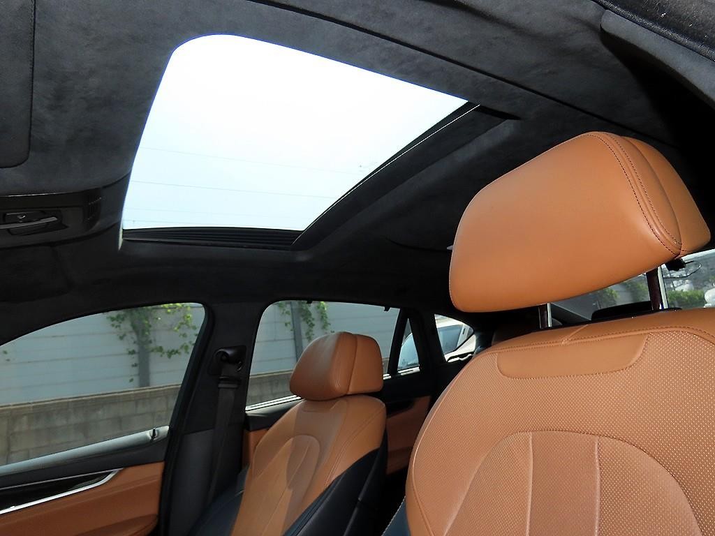 BMW X6 X6 (F16) M50 D 이미지 16
