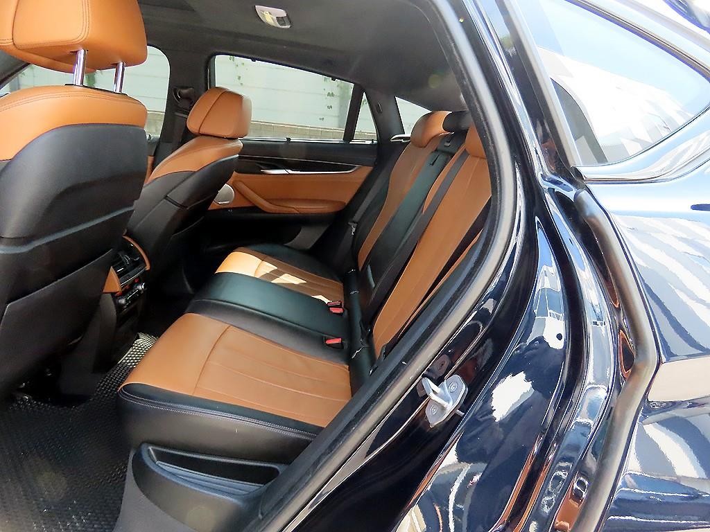 BMW X6 X6 (F16) M50 D 이미지 6