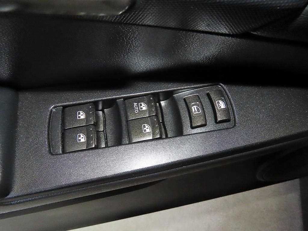 KG모빌리티(쌍용) 코란도 코란도스포츠 디젤 4WD 익스트림 이미지 13