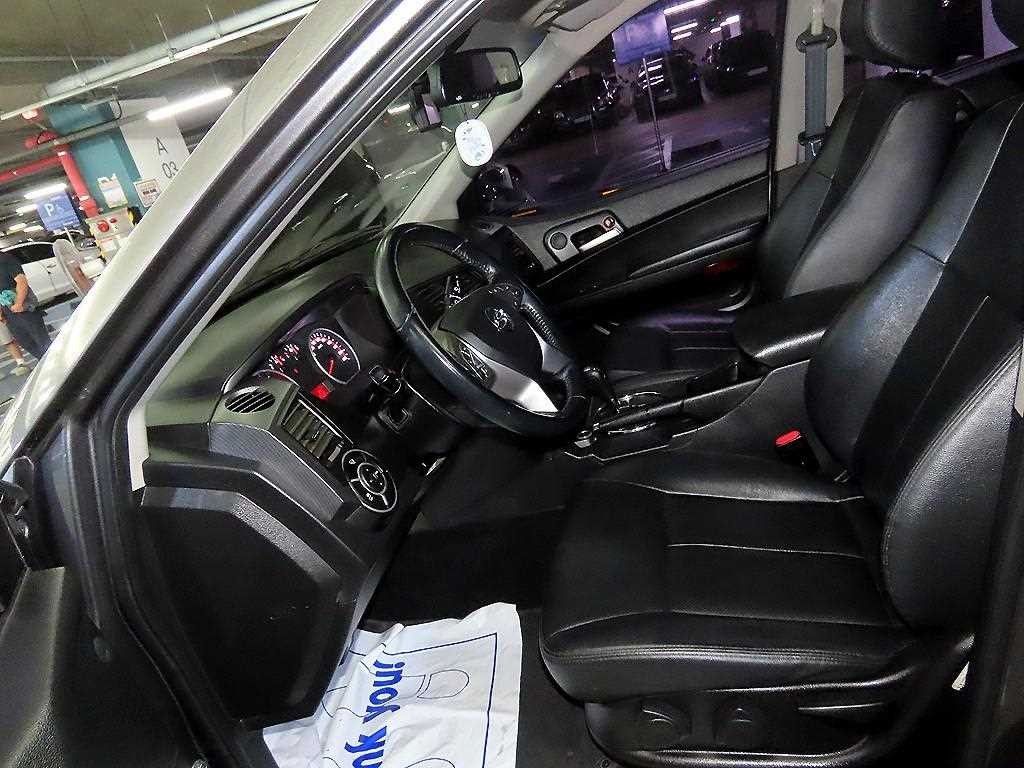 KG모빌리티(쌍용) 코란도 코란도스포츠 디젤 4WD 익스트림 이미지 6