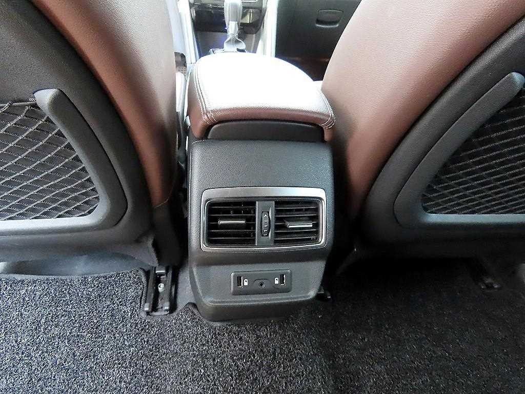 르노코리아(삼성) QM6 더뉴QM6 2.0 LPe RE 시그니처 2WD 이미지 16