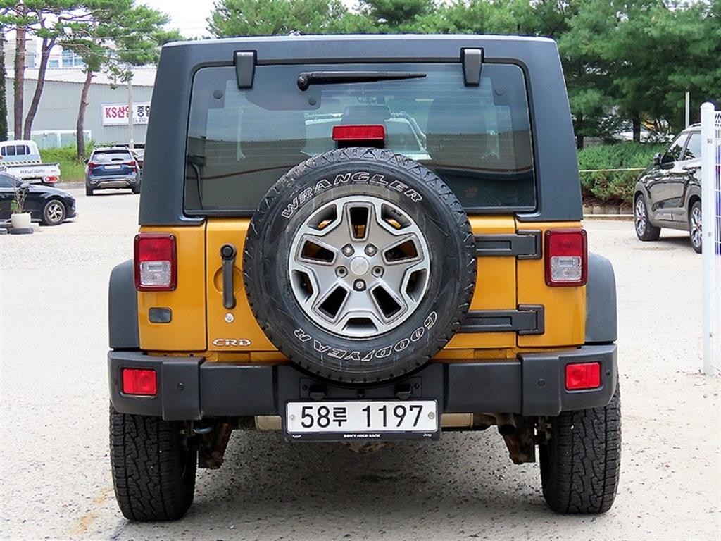 지프 랭글러 2.8 루비콘 4DR 이미지 4