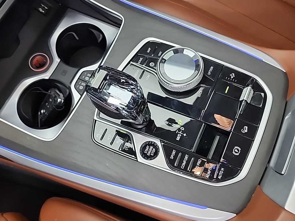 BMW X7 X7 (G07) xDrive 40i 디자인 퓨어 엑셀런스 6인승 이미지 8