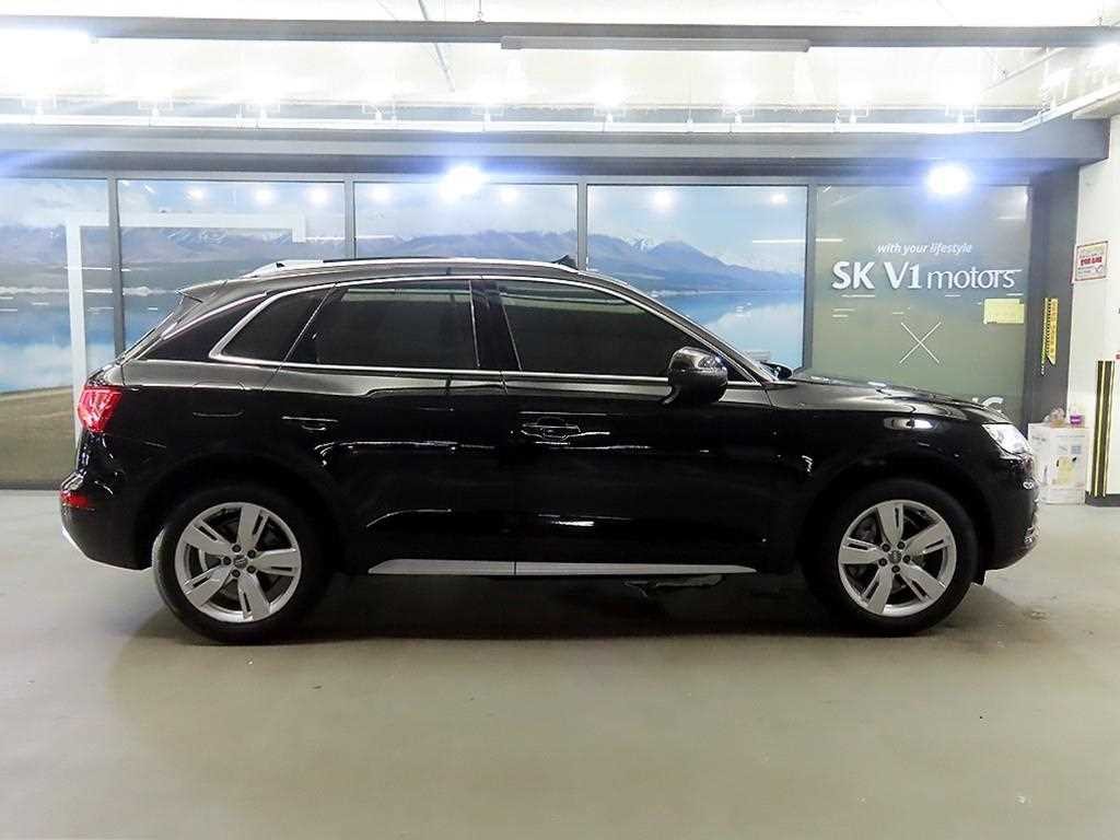 아우디 Q5 Q5 (FY) 40 TDI 콰트로 프리미엄 이미지 3