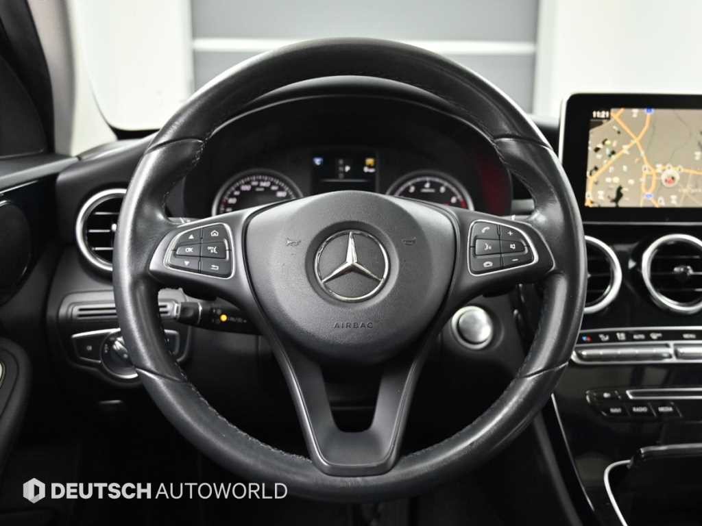 벤츠 C 클래스 C클래스 W205 C200 이미지 13