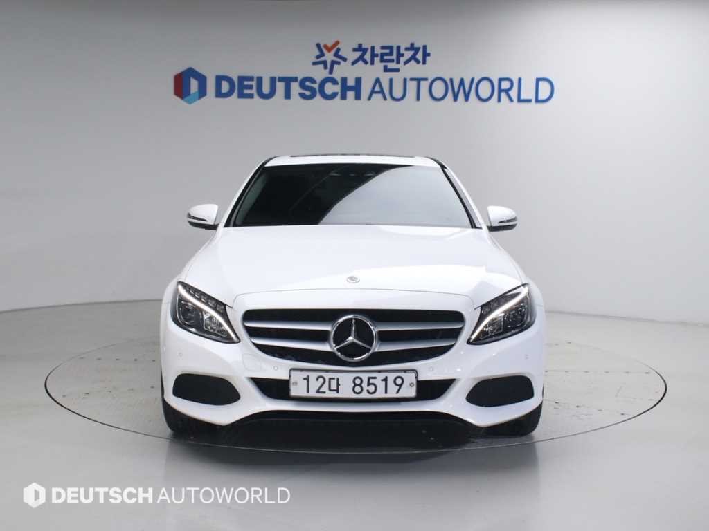 벤츠 C 클래스 C클래스 W205 C200 이미지 3