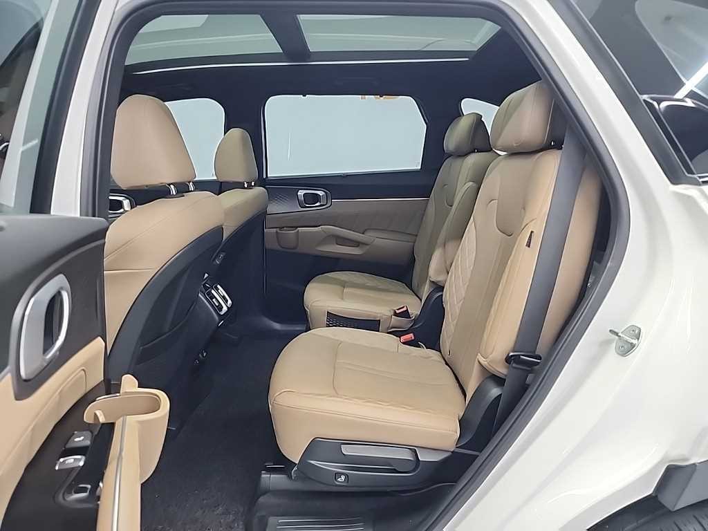 기아 쏘렌토 더 뉴 쏘렌토 4세대 가솔린 2.5T 4WD 시그니처 그래비티 이미지 12