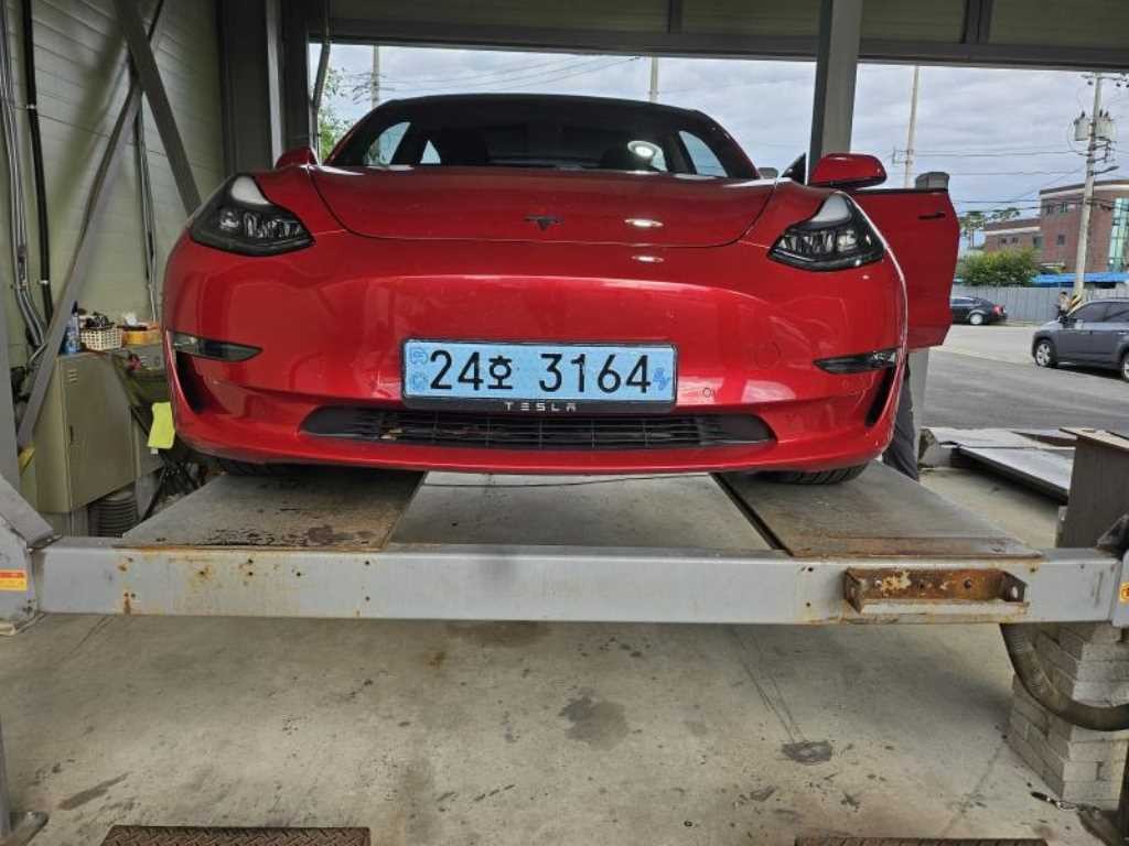 테슬라 모델 3 롱 레인지 이미지 20