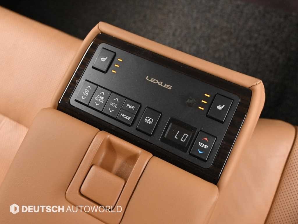 렉서스 ES 뉴ES300h 슈프림 이미지 16