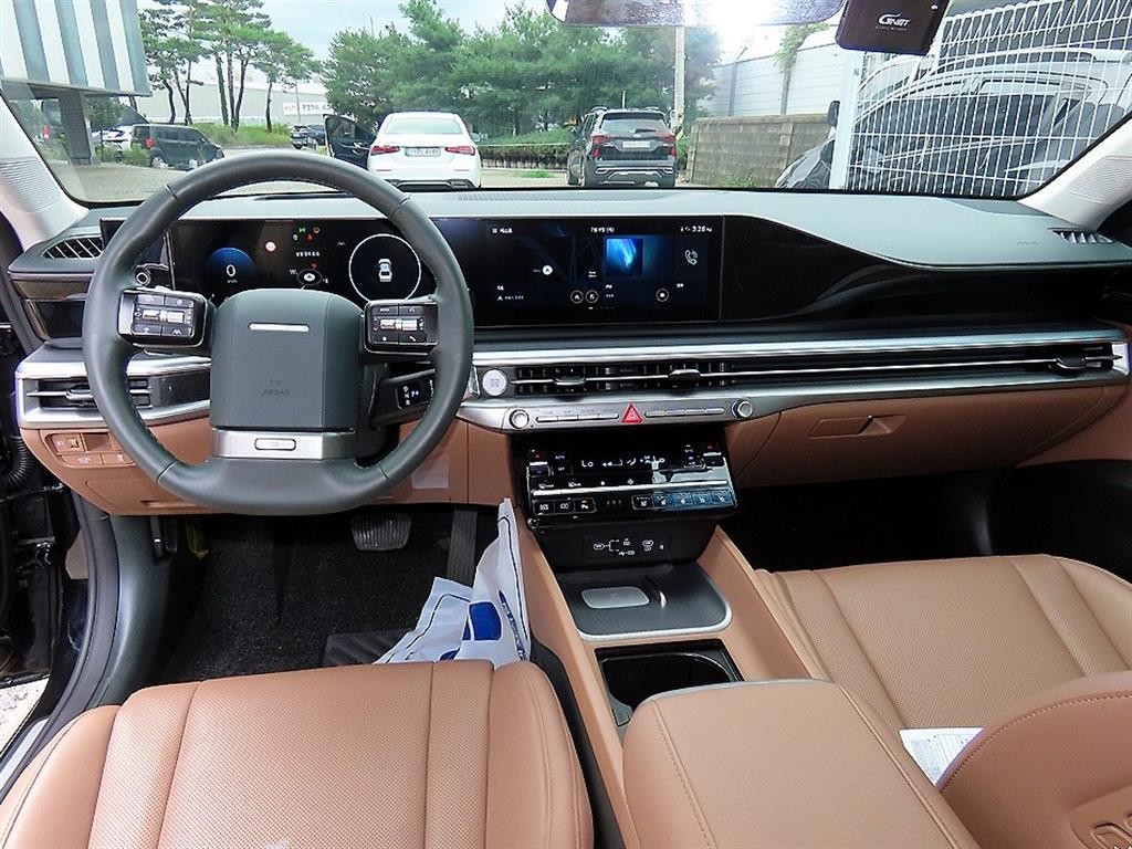 현대 그랜저 그랜저 (GN7) 가솔린 2.5 2WD 익스클루시브 이미지 7