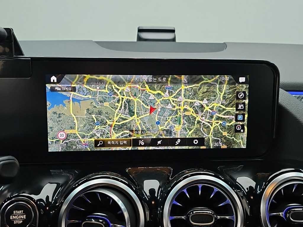 벤츠 GLA 클래스 GLA클래스 H247 GLA45 AMG 4MATIC + 이미지 14