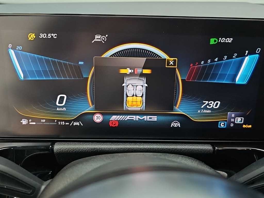 벤츠 GLA 클래스 GLA클래스 H247 GLA45 AMG 4MATIC + 이미지 6
