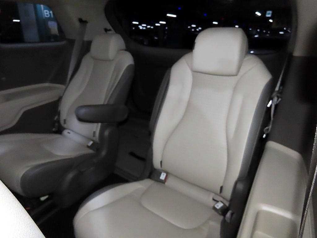 기아 카니발 카니발 4세대 디젤 9인승 프레스티지 이미지 8