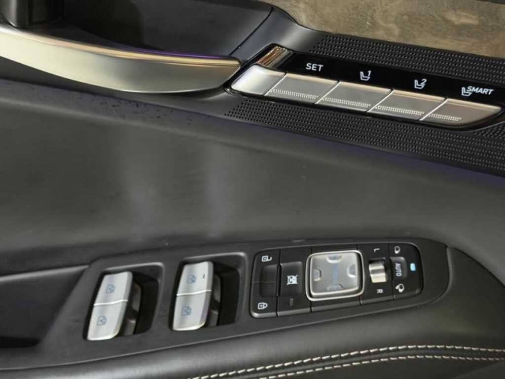 제네시스 G90 3.8 GDI AWD 프리미엄 럭셔리 이미지 15