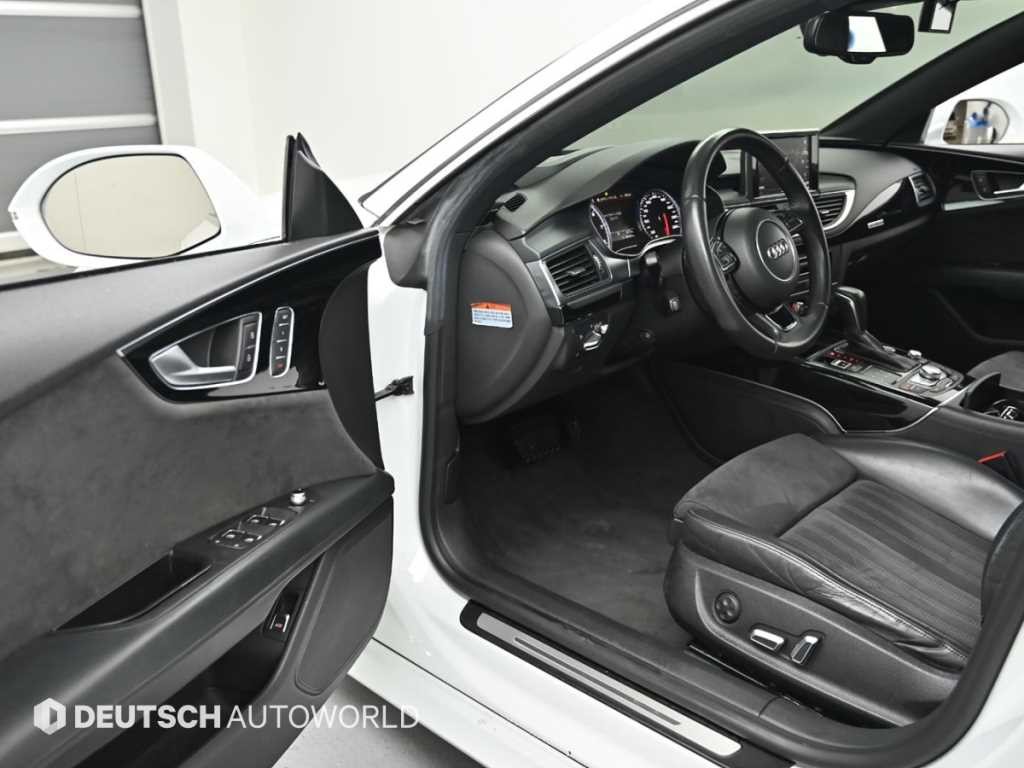 아우디 A7 40 TFSI 콰트로 스포츠 이미지 11