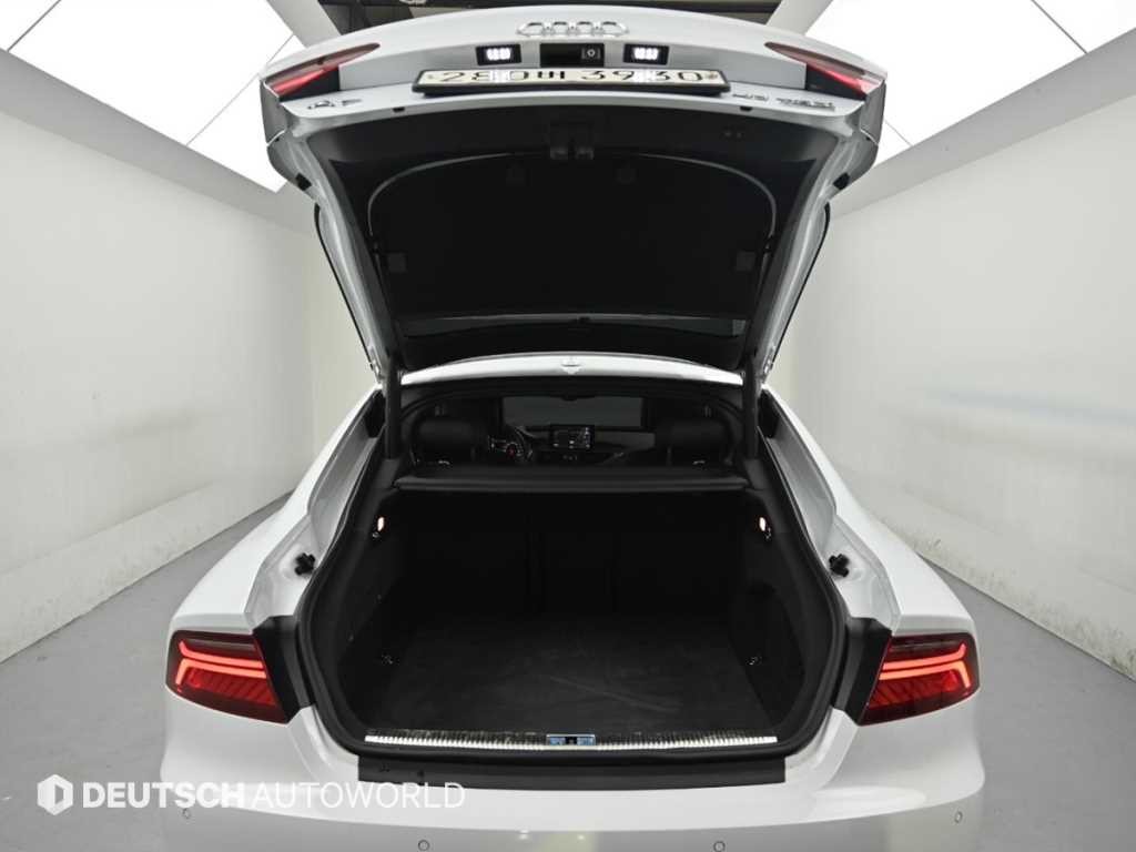 아우디 A7 40 TFSI 콰트로 스포츠 이미지 20
