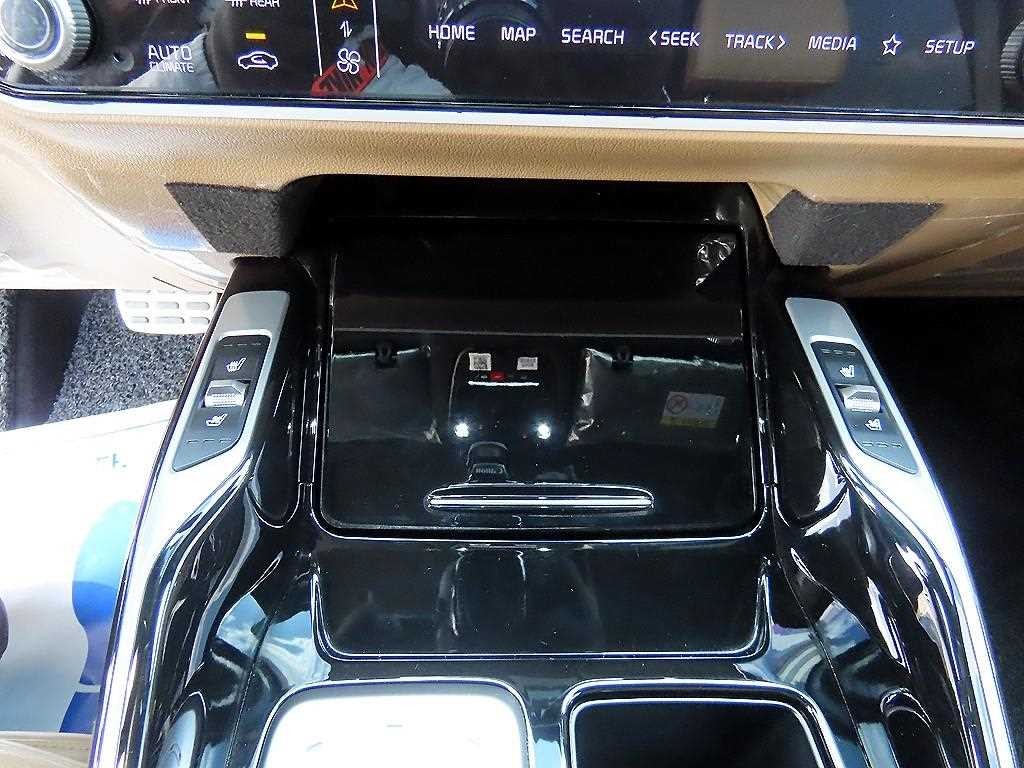 기아 쏘렌토 더 뉴 쏘렌토 4세대 가솔린 2.5T 2WD 시그니처 이미지 13