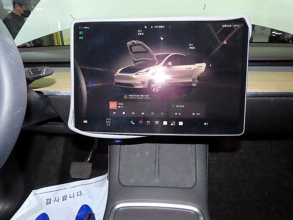 테슬라 모델 Y RWD 이미지 11