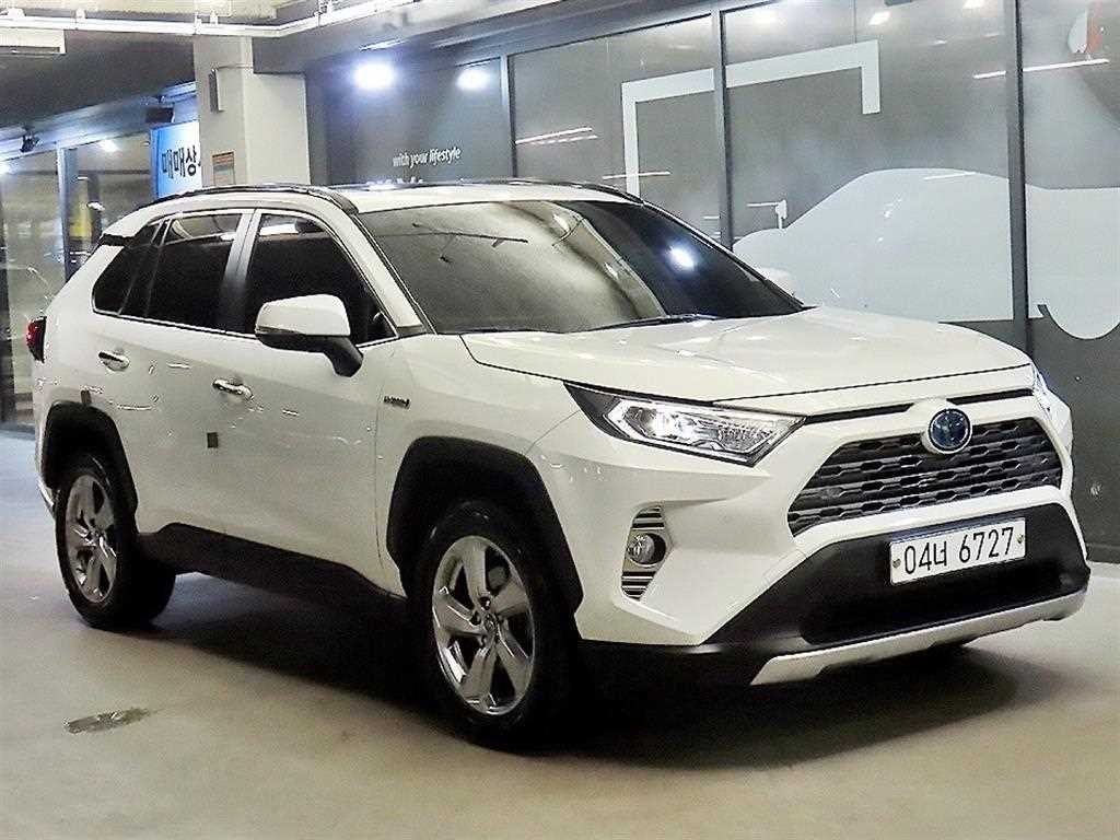 토요타 라브4 RAV4(5세대) 2.5 4WD 하이브리드 이미지 1