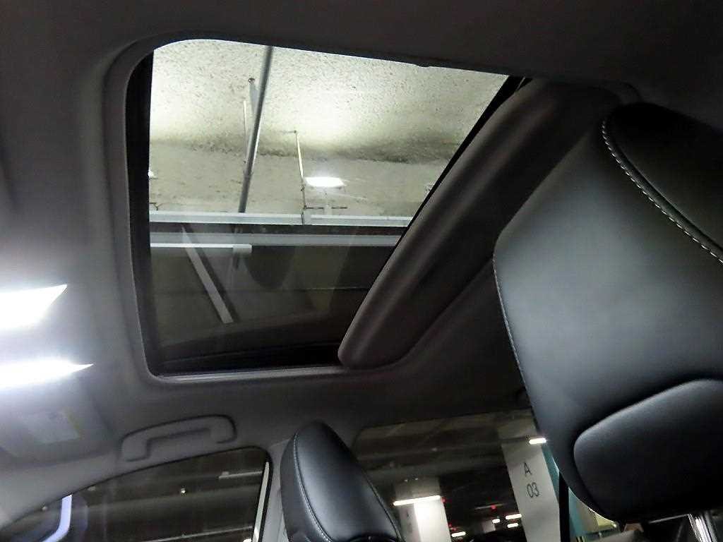 토요타 라브4 RAV4(5세대) 2.5 4WD 하이브리드 이미지 16