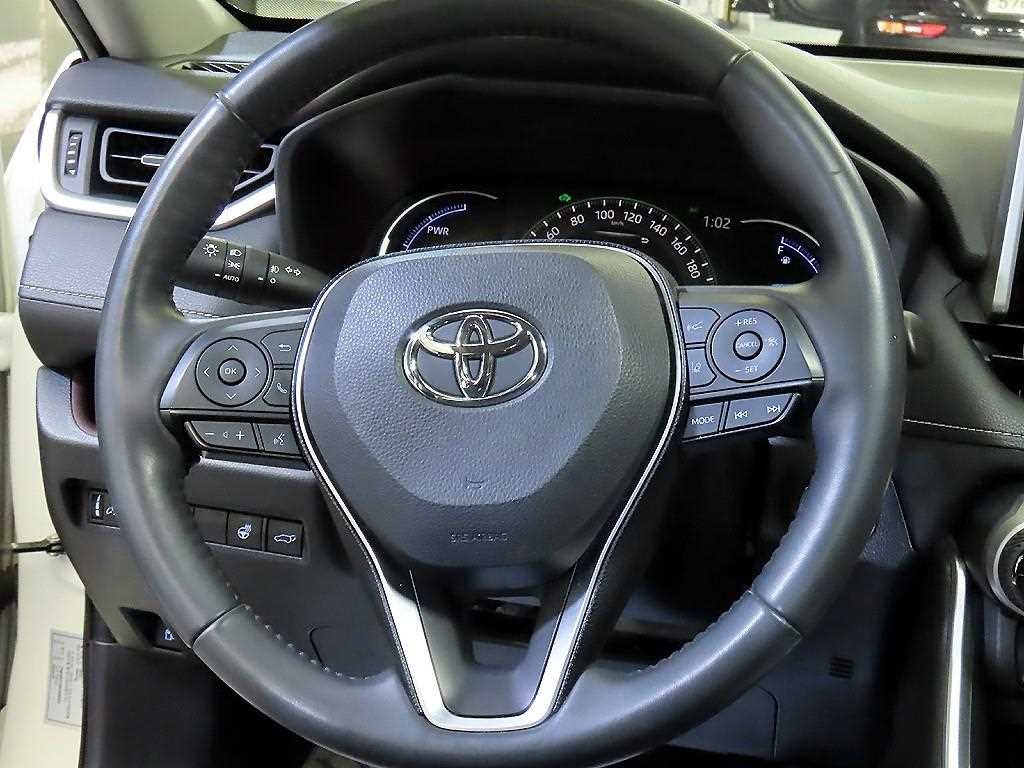 토요타 라브4 RAV4(5세대) 2.5 4WD 하이브리드 이미지 8